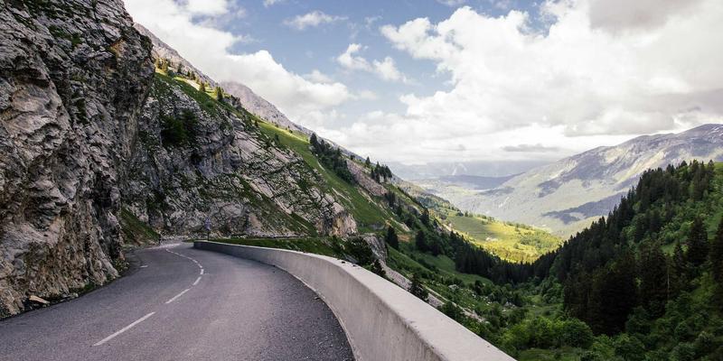 投资大连新蓝海：专业服务业产业园区招商，打造法律会计咨询机构聚集高地